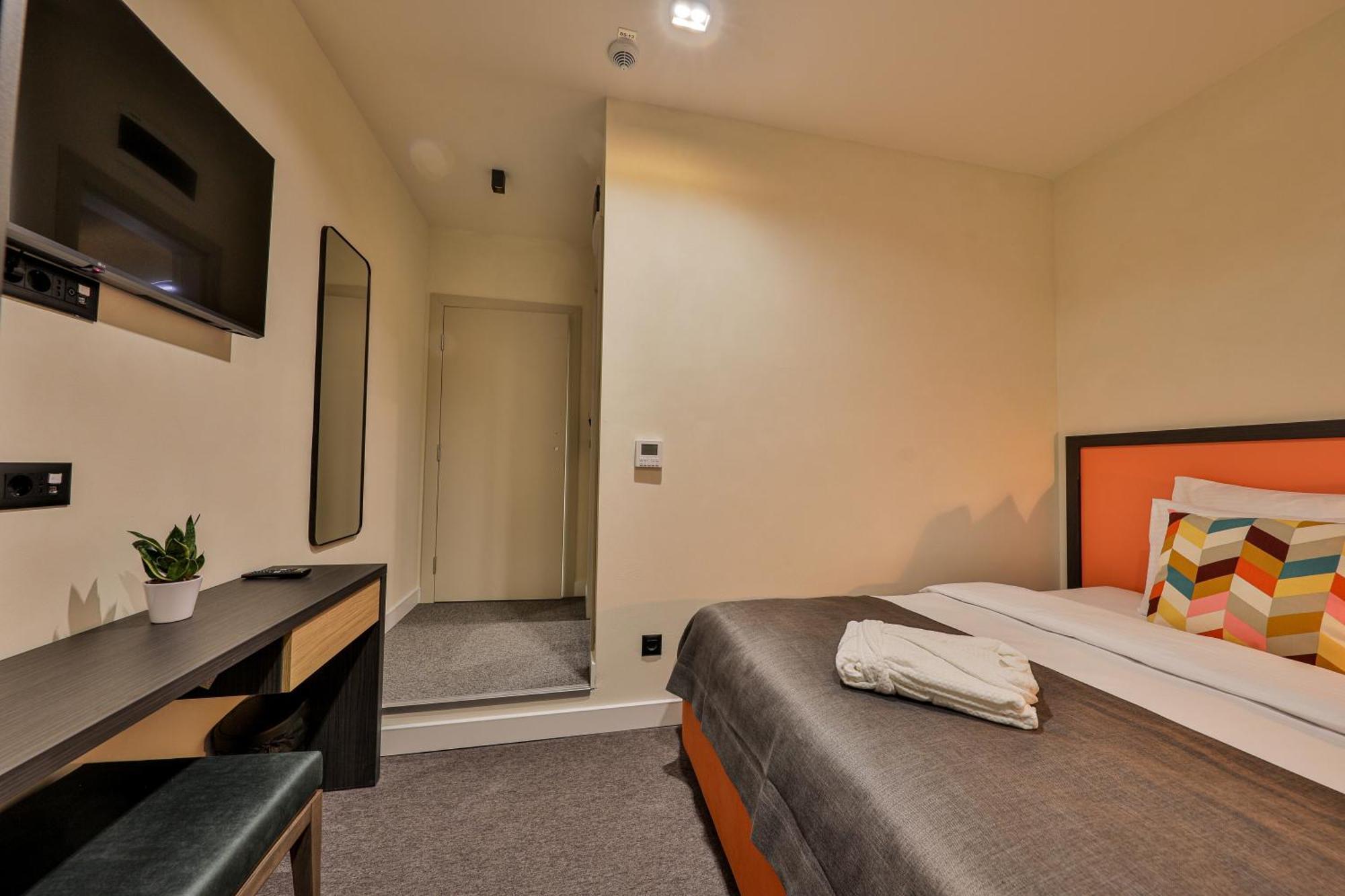 Hotel Botanica Belgrád Szoba fotó