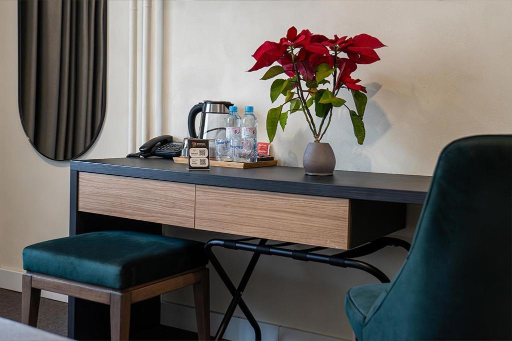 Hotel Botanica Belgrád Kültér fotó